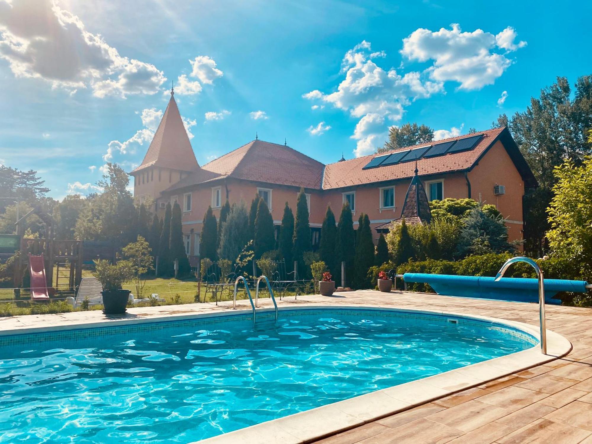 Villa Larus Palić Esterno foto